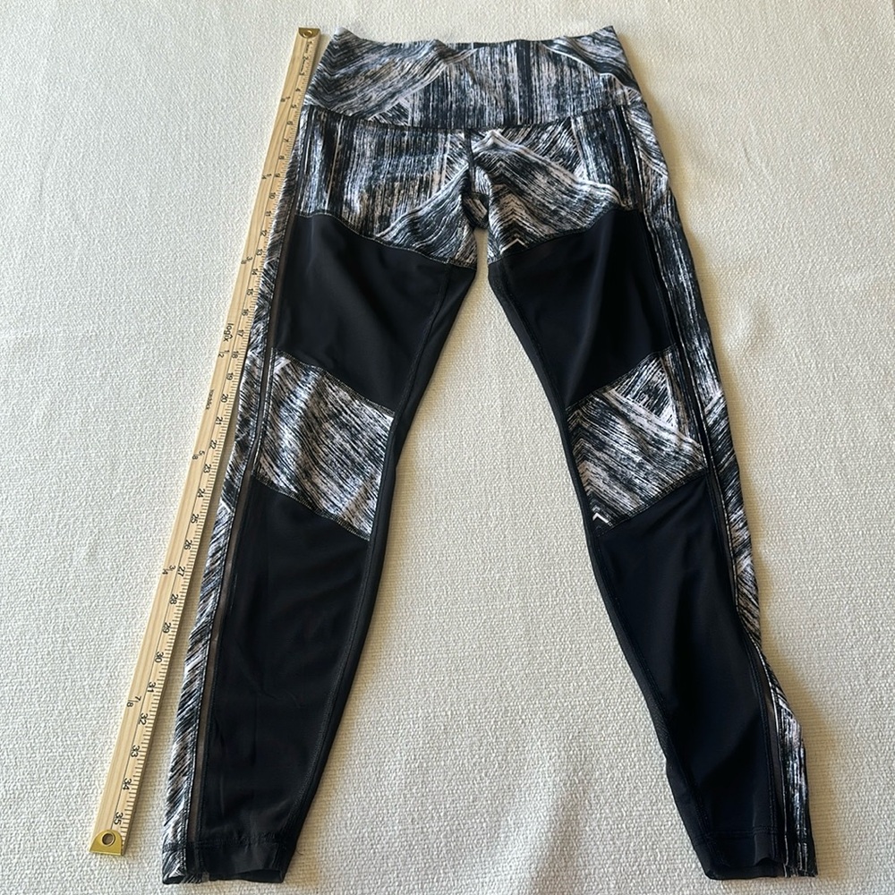 Lululemon Mesh Leggings Women’s Size 8